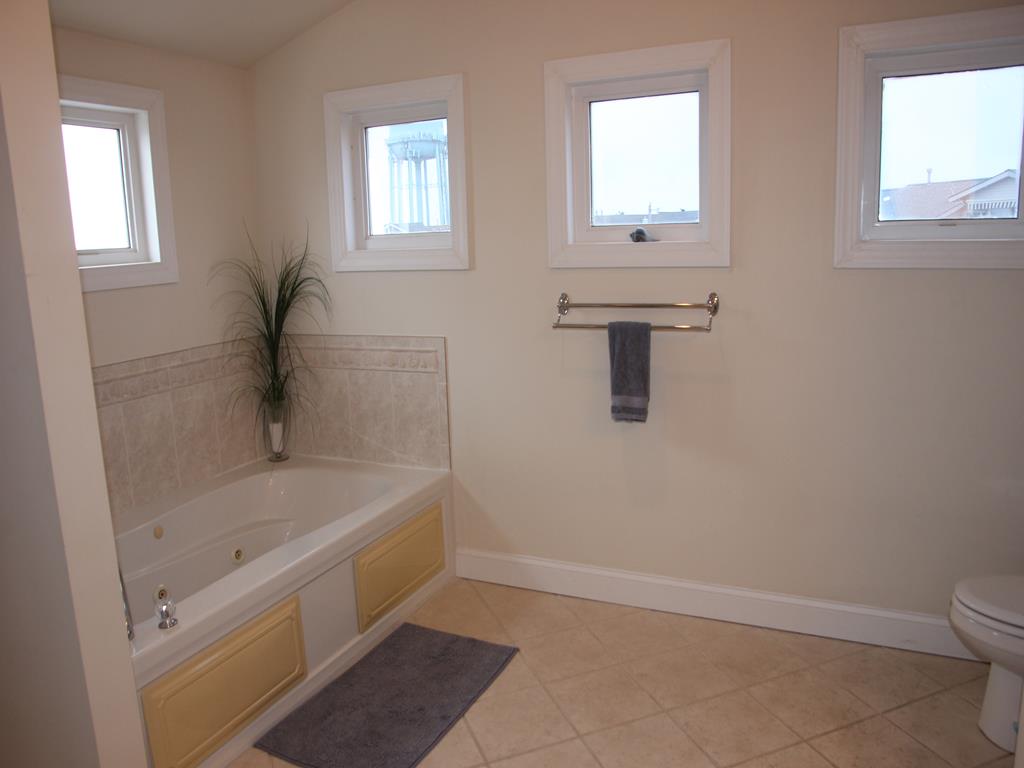 8223 Sounds Avenue, Sea Isle City (Bay Side)