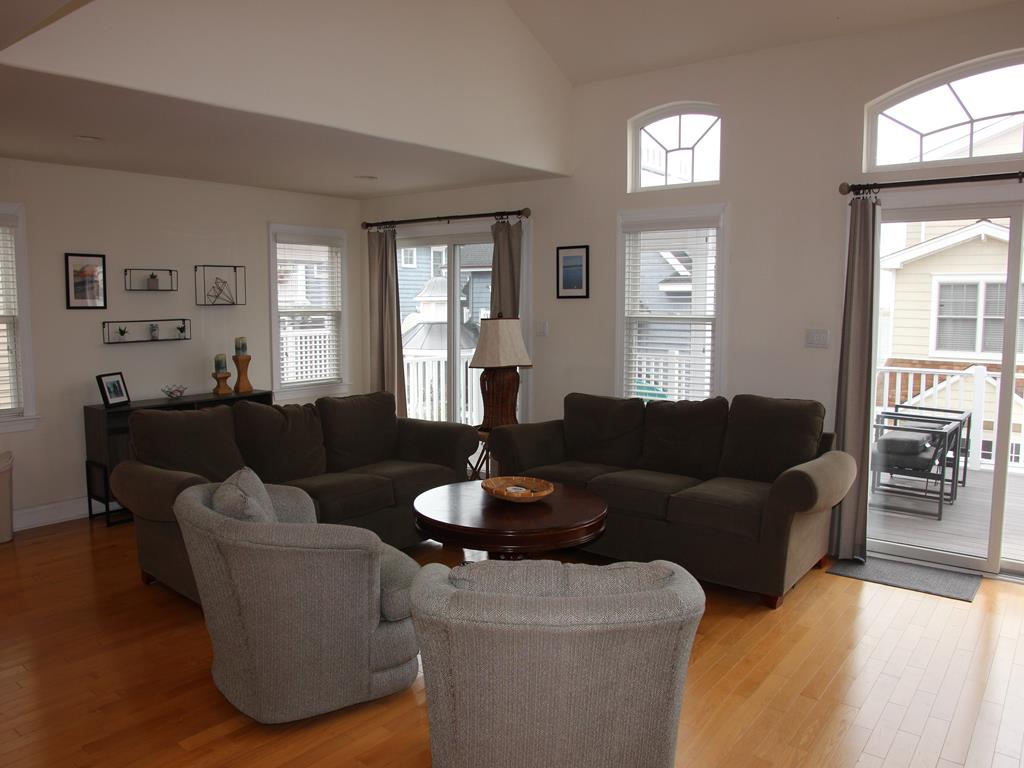 8223 Sounds Avenue, Sea Isle City (Bay Side)