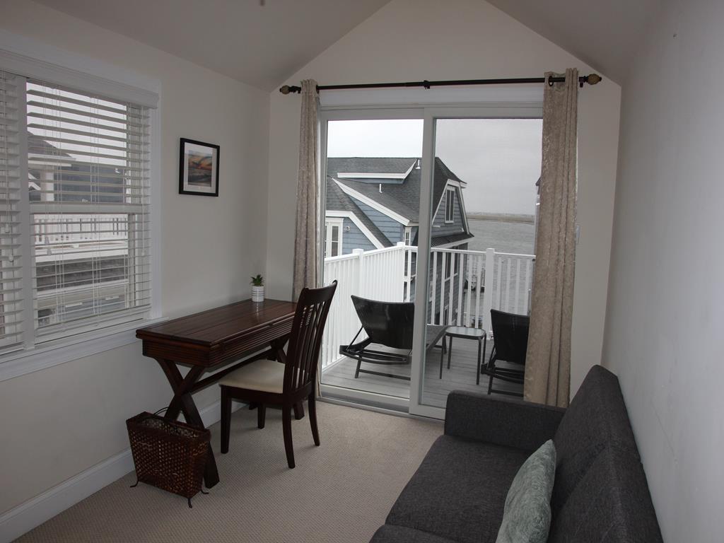 8223 Sounds Avenue, Sea Isle City (Bay Side)