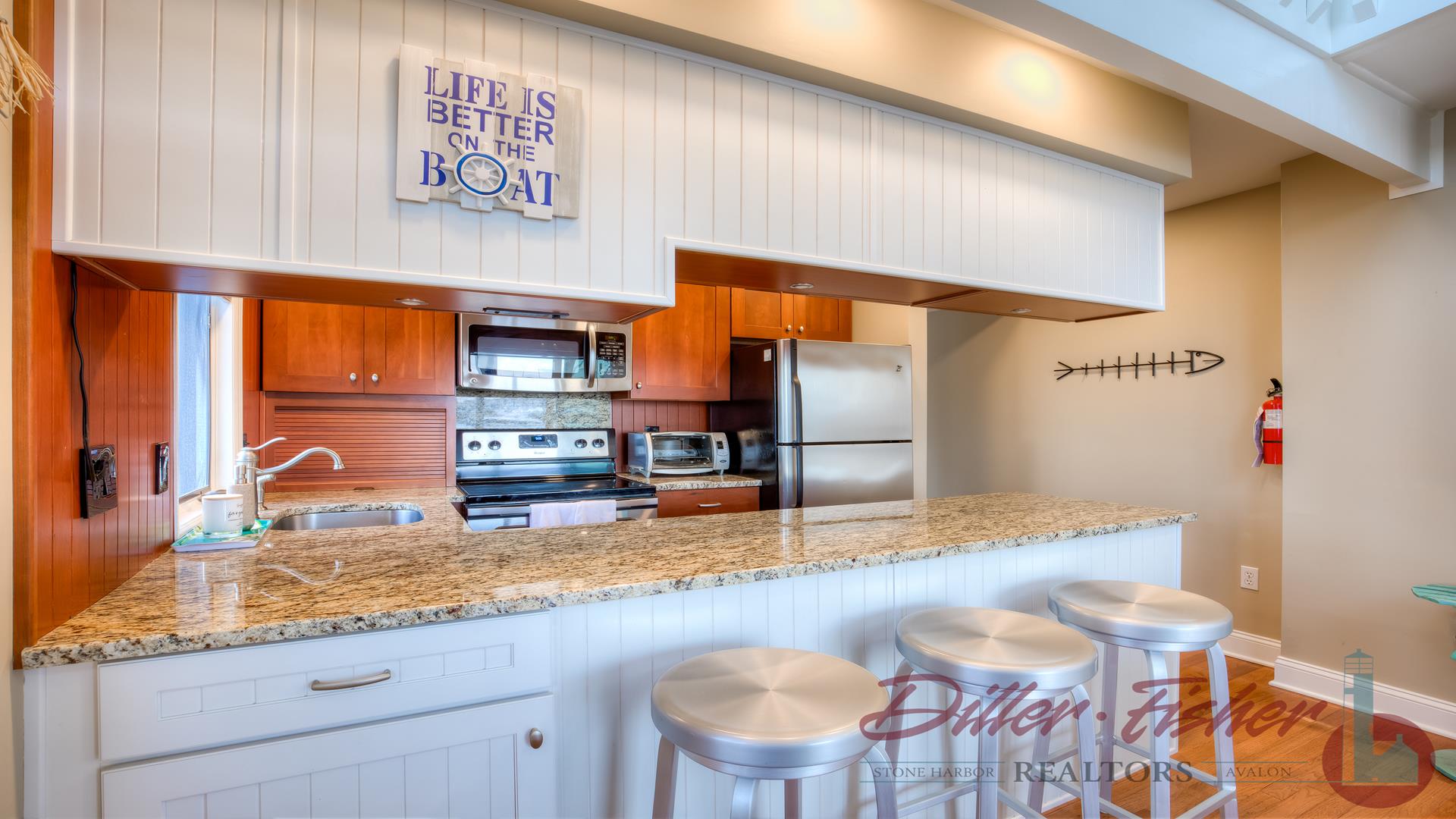 9401 Sunset Drive, Stone Harbor (Bay Front) - Picture 4