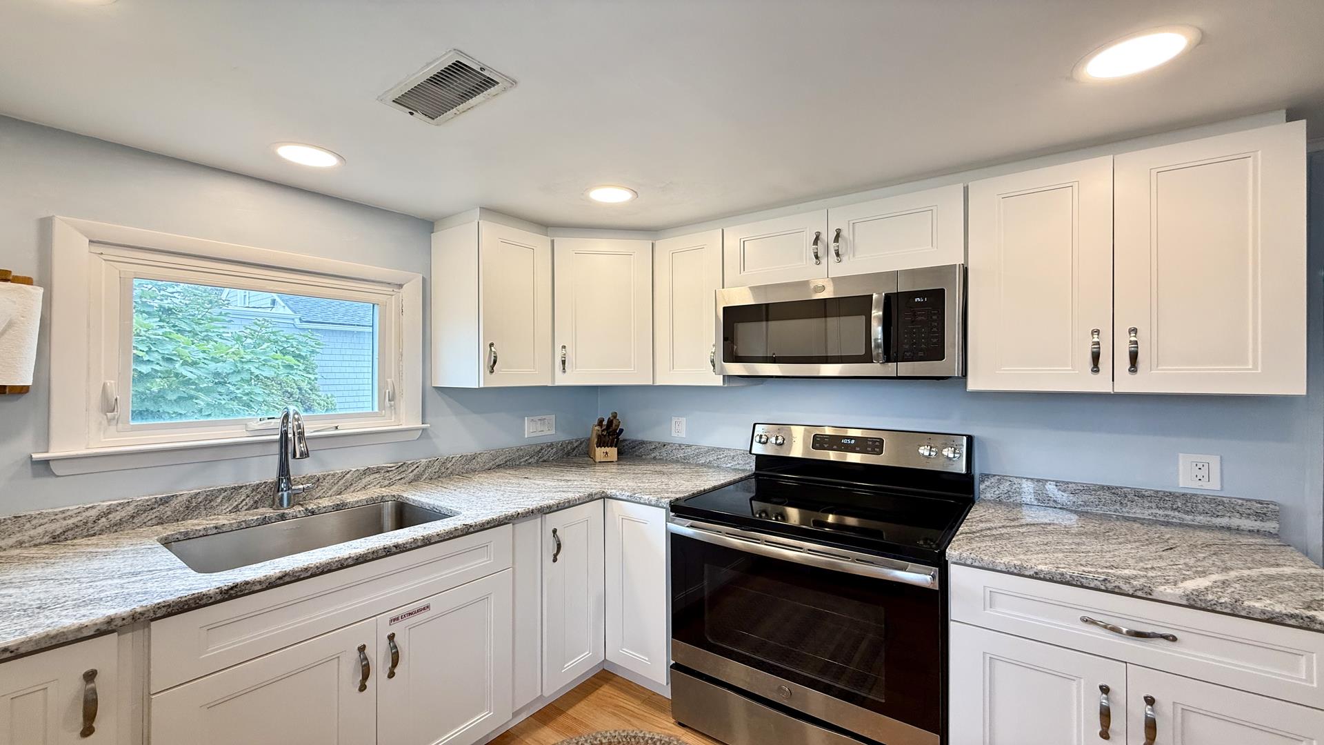 255 99th Street, Stone Harbor (Center) - Picture 4