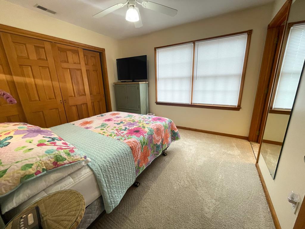 STONES THROW TO BEACH | Photo 11