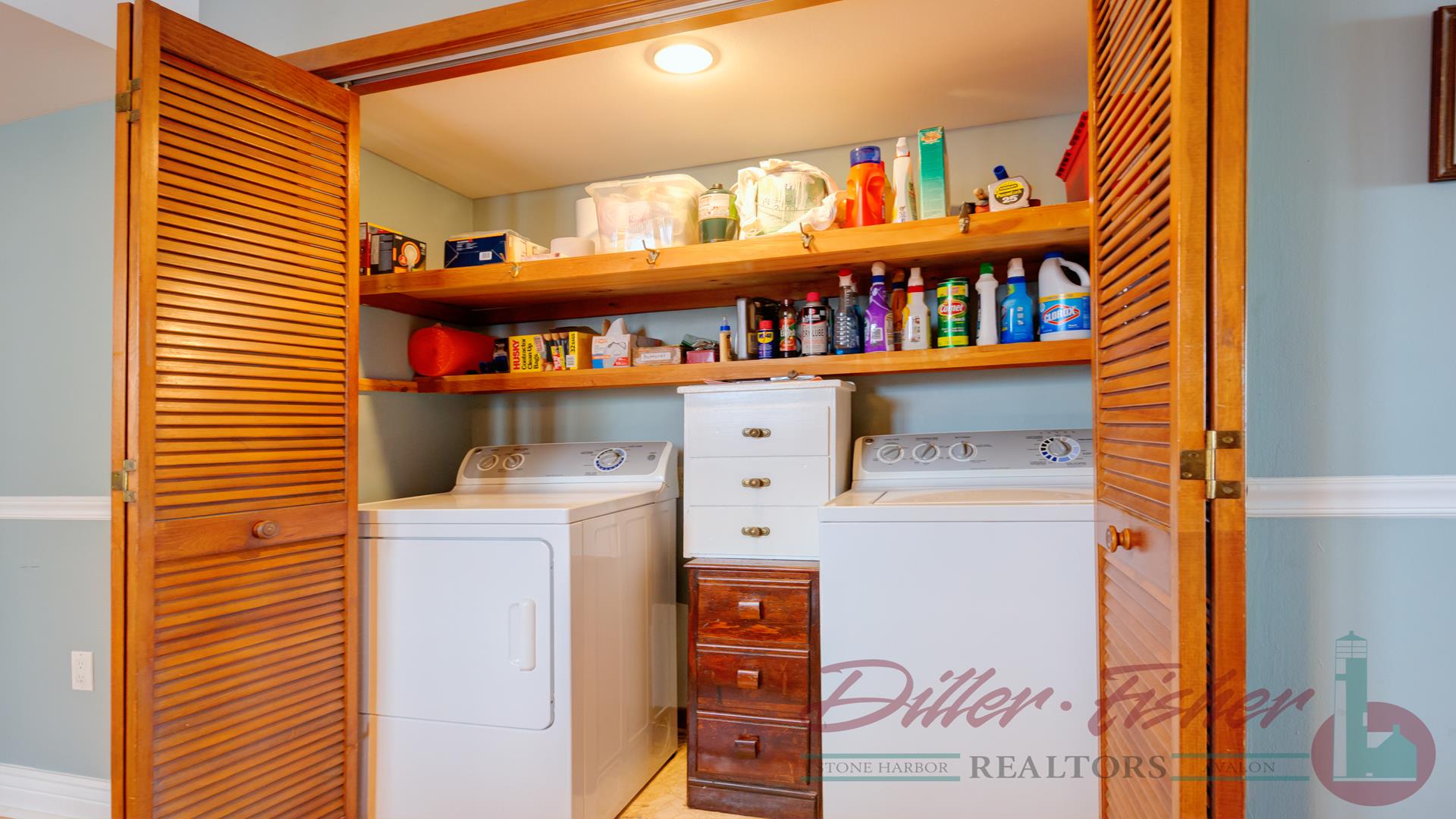 9725 Third Avenue, Stone Harbor (Bay Front)