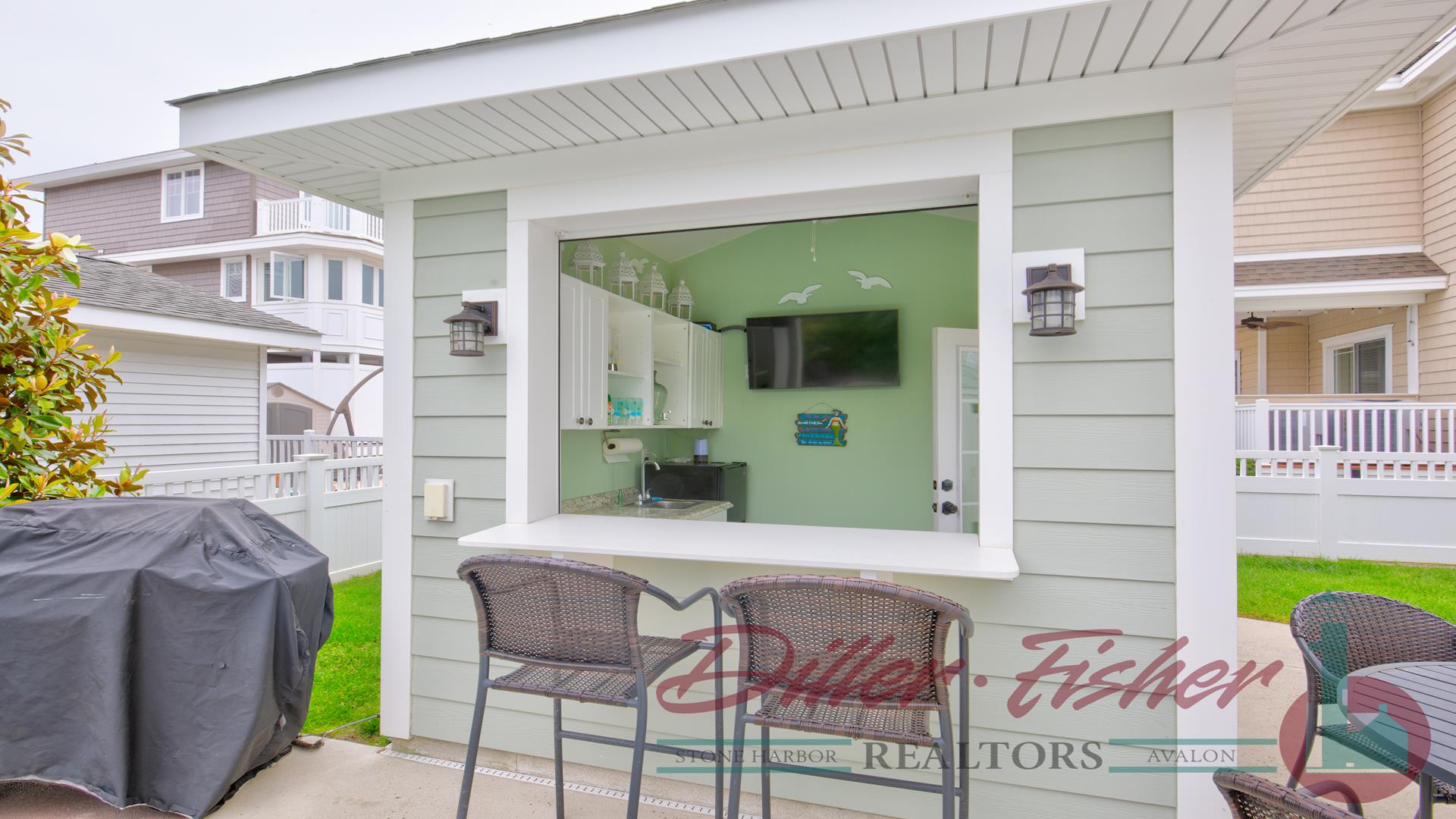 225 49th Street, Avalon (Mid-Island)