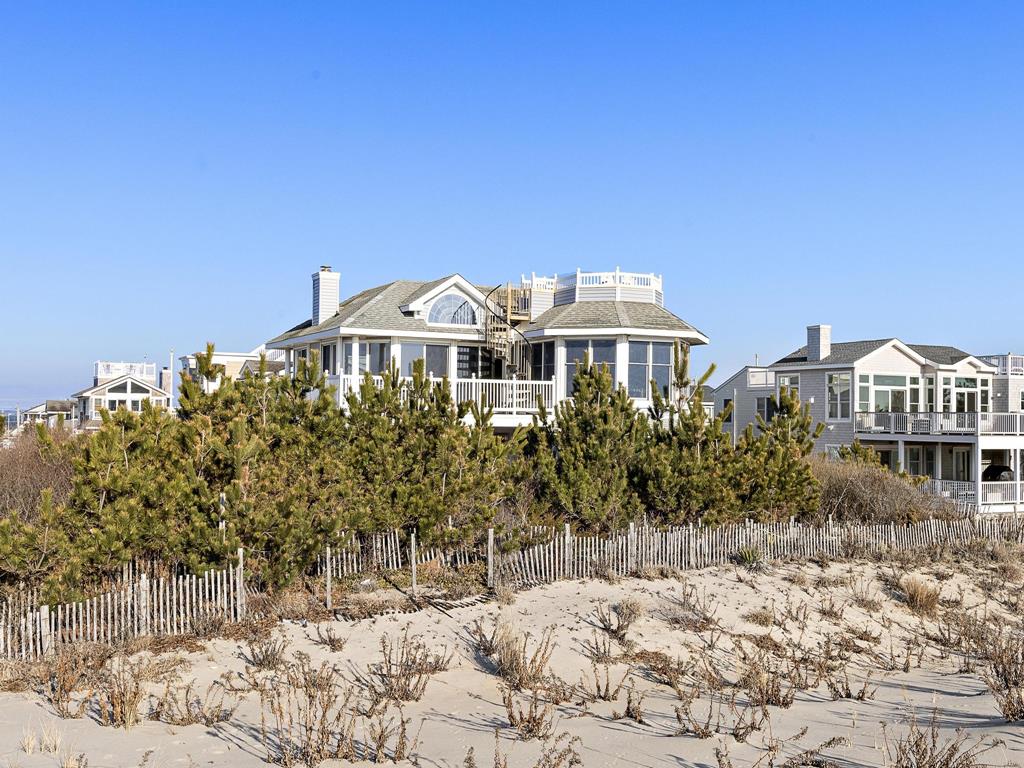 209 E. 29th Street, Beach Haven Gardens (Ocean Front)