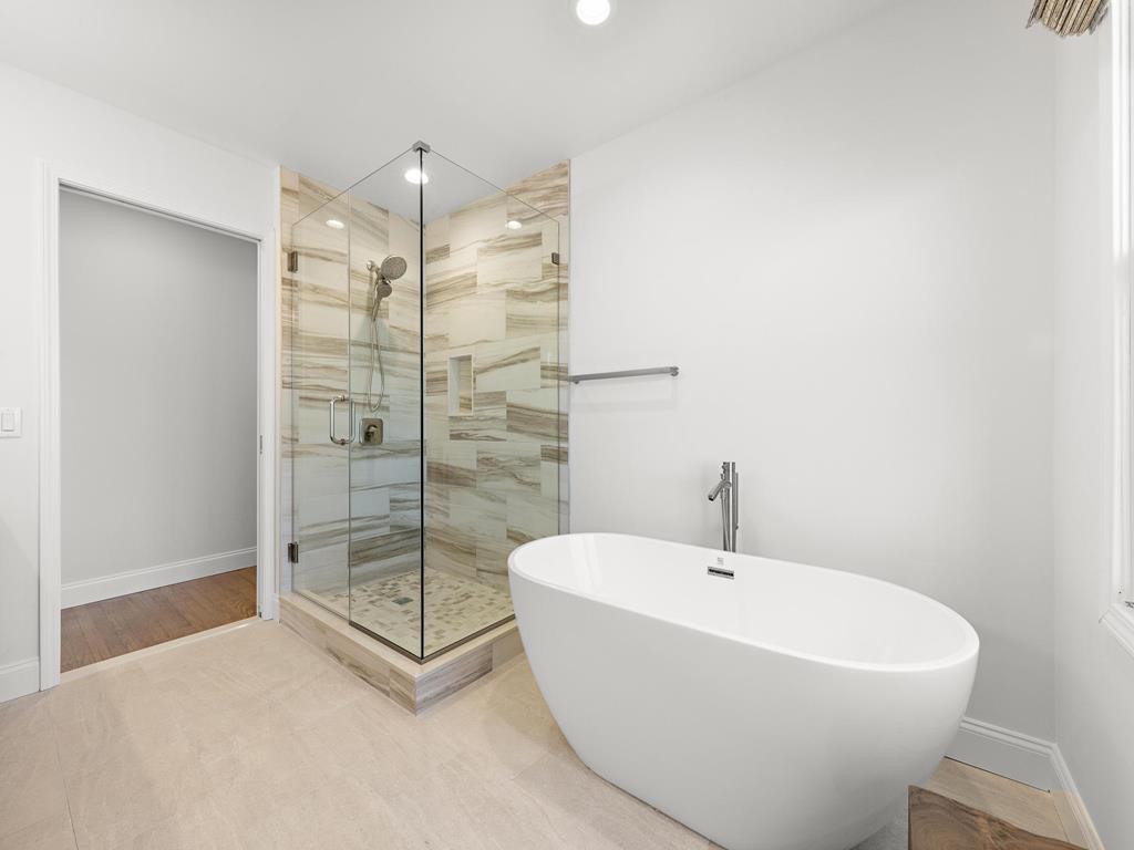 209 E. 29th Street, Beach Haven Gardens (Ocean Front)