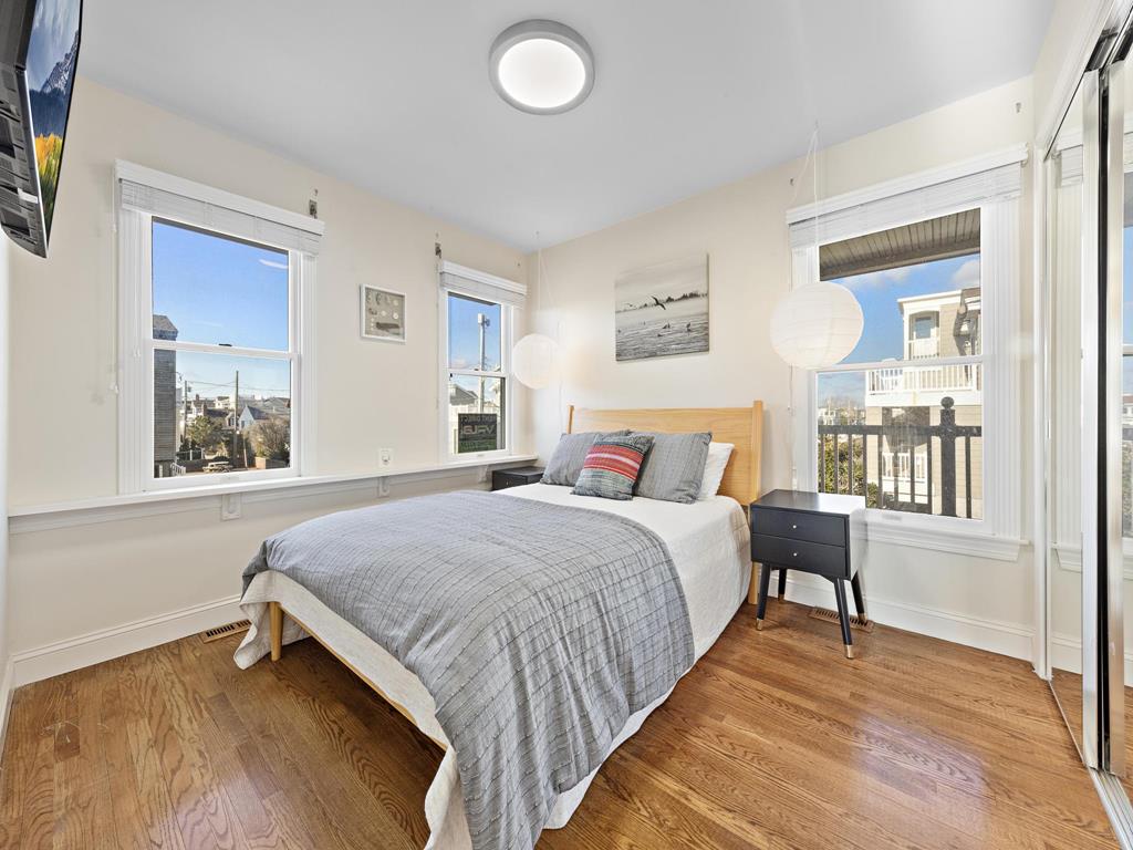 209 E. 29th Street, Beach Haven Gardens (Ocean Front)