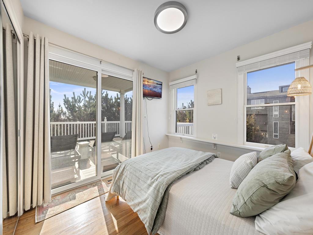 209 E. 29th Street, Beach Haven Gardens (Ocean Front)