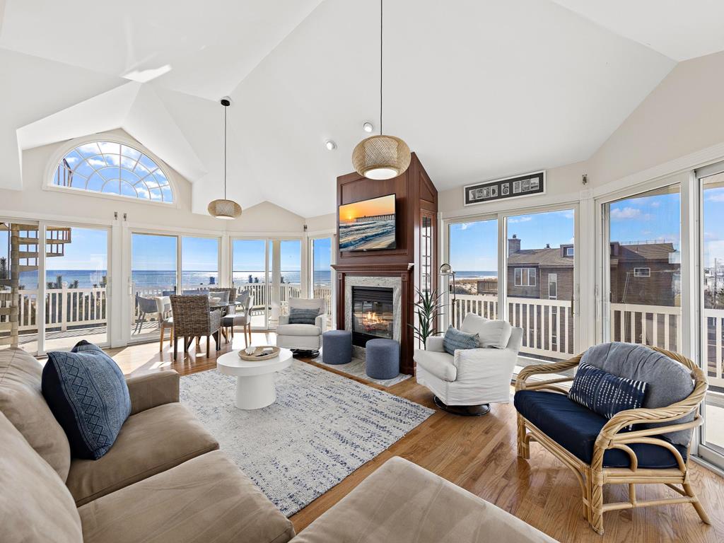 209 E. 29th Street, Beach Haven Gardens (Ocean Front)