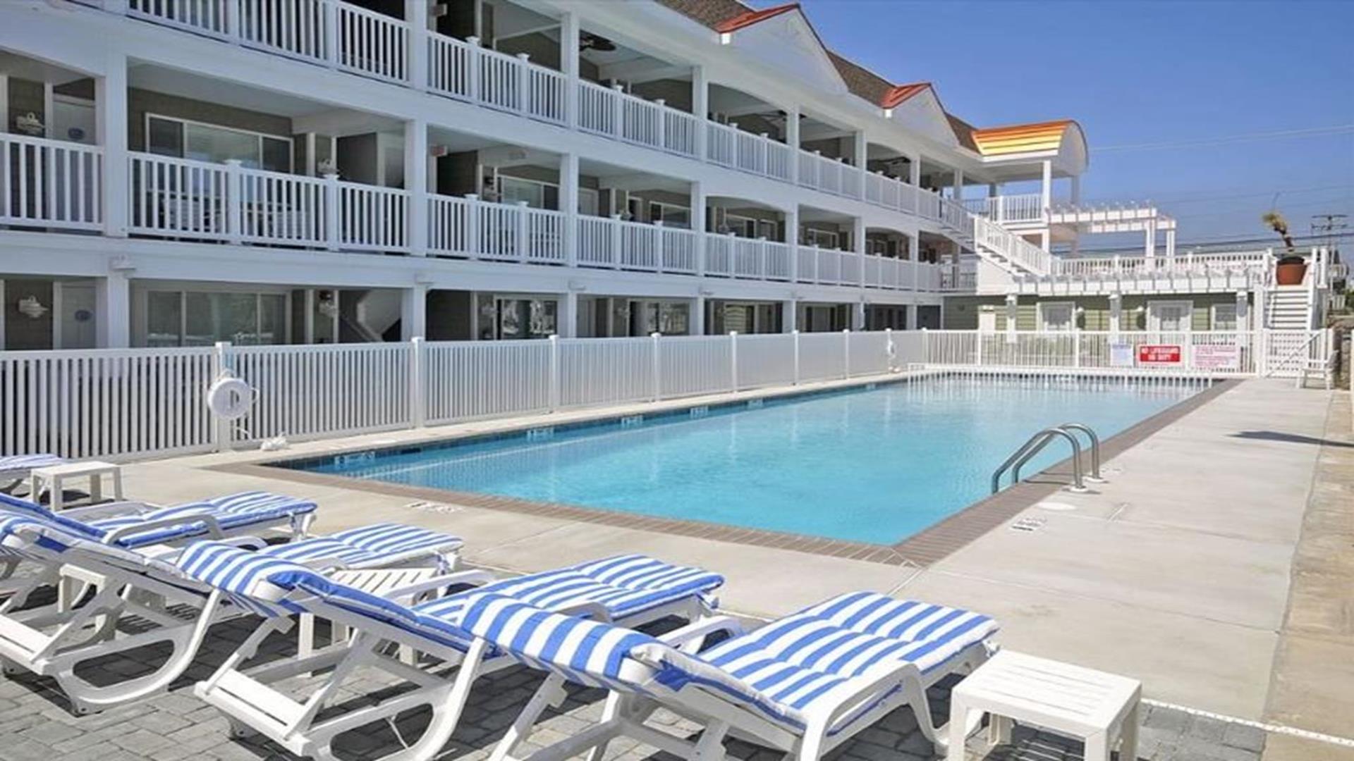 7929 Dune Drive, Avalon (1 Block to Beach)