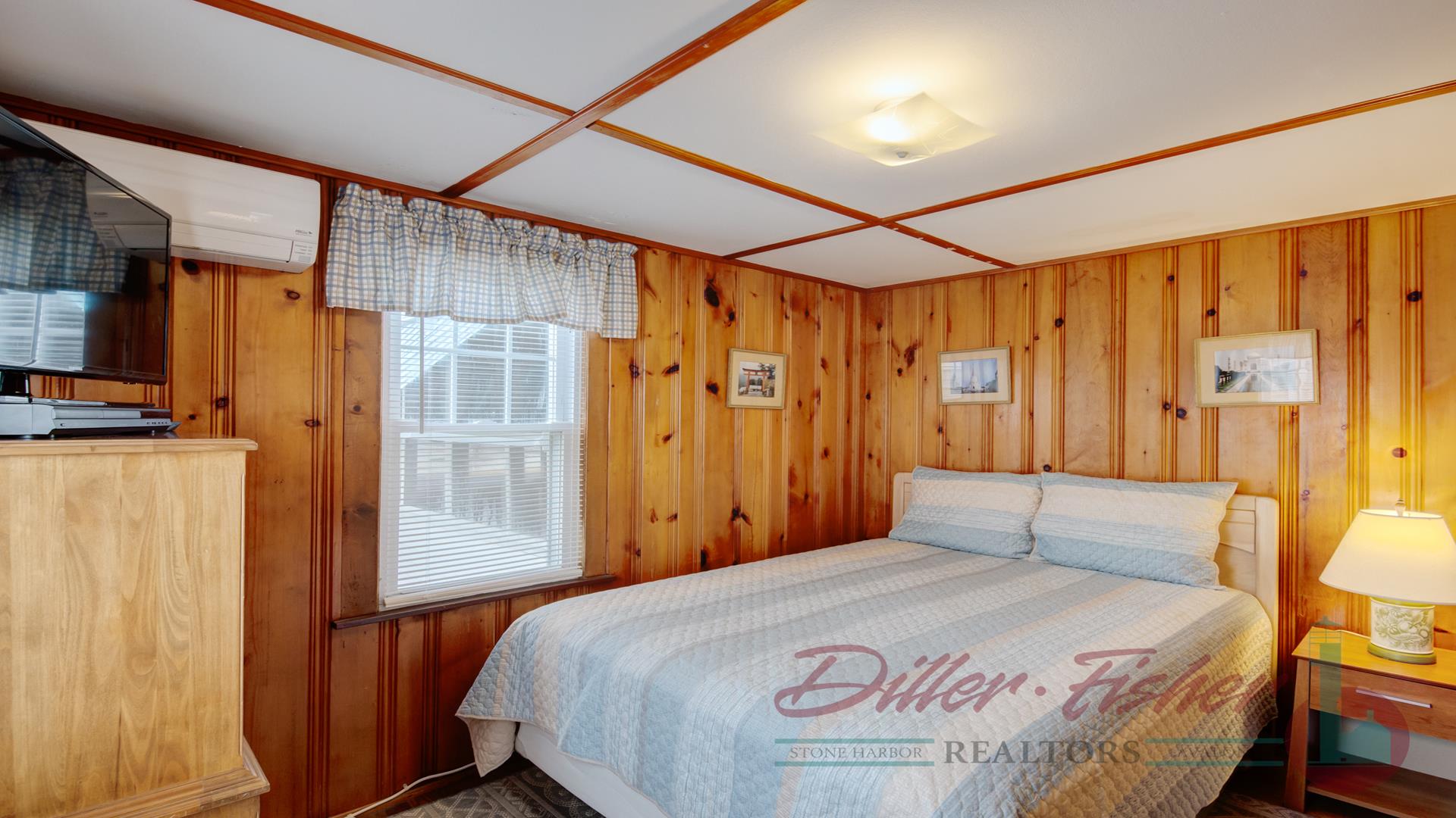 8714 Second Avenue, Stone Harbor (Mid-Island)