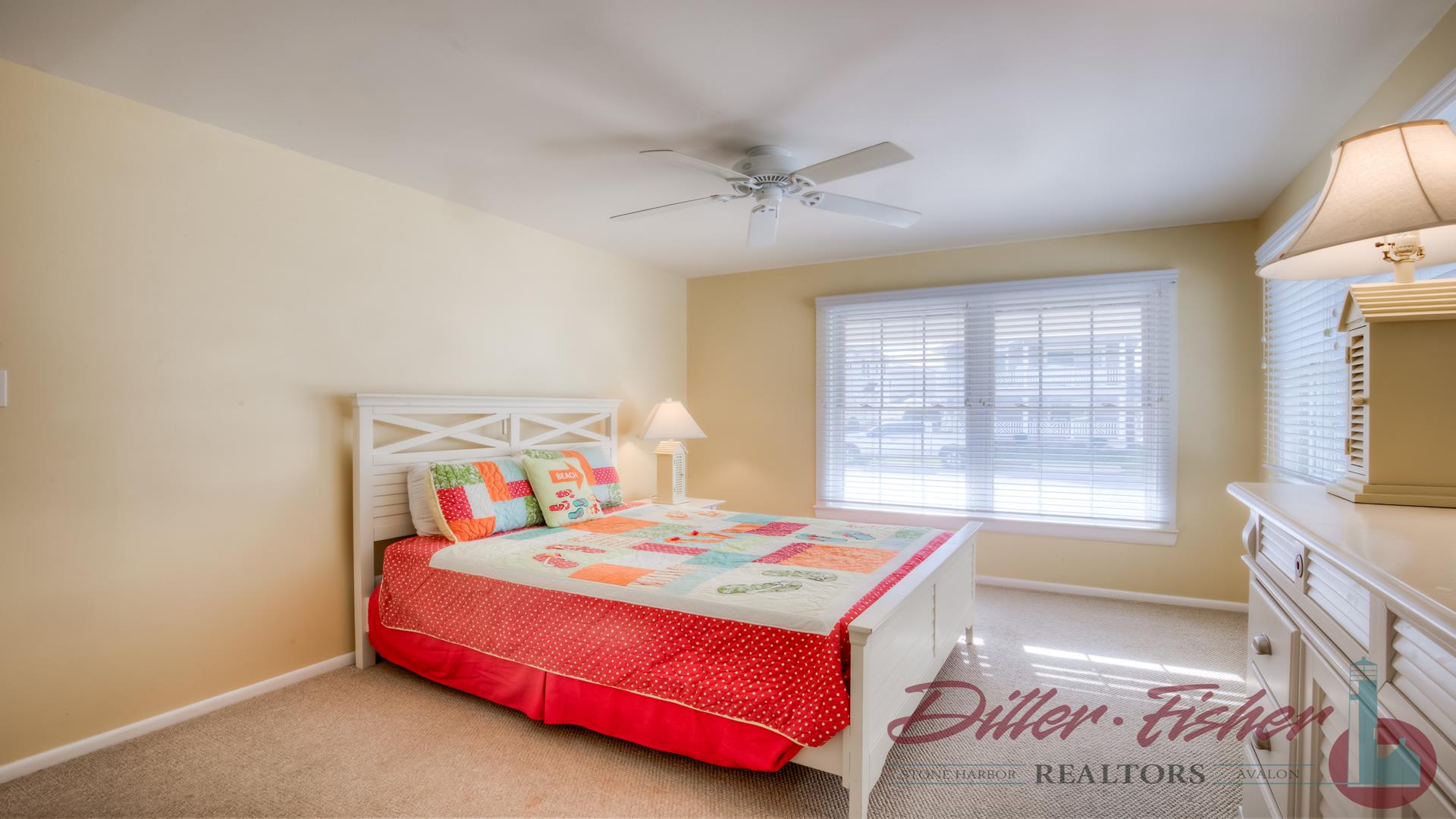 160 98th Street, Stone Harbor (Mid-Island)