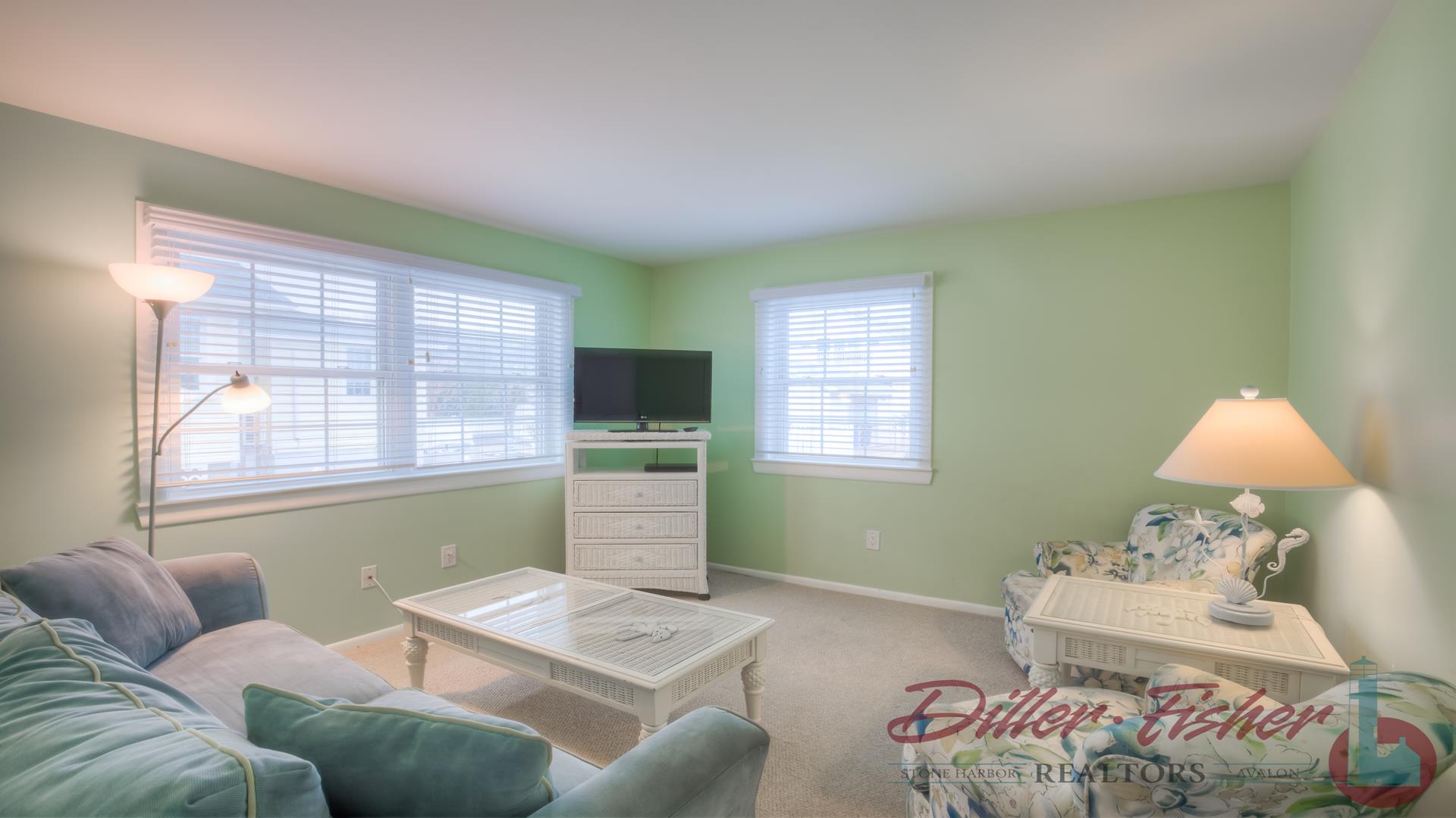 160 98th Street, Stone Harbor (Mid-Island)