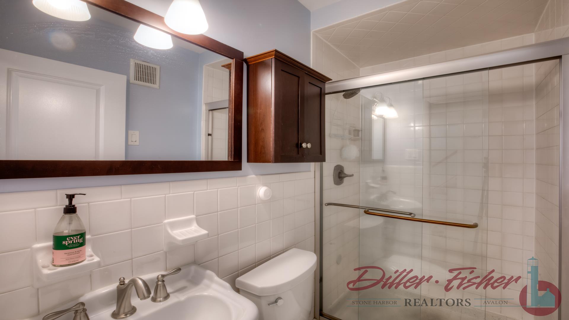 160 98th Street, Stone Harbor (Mid-Island)