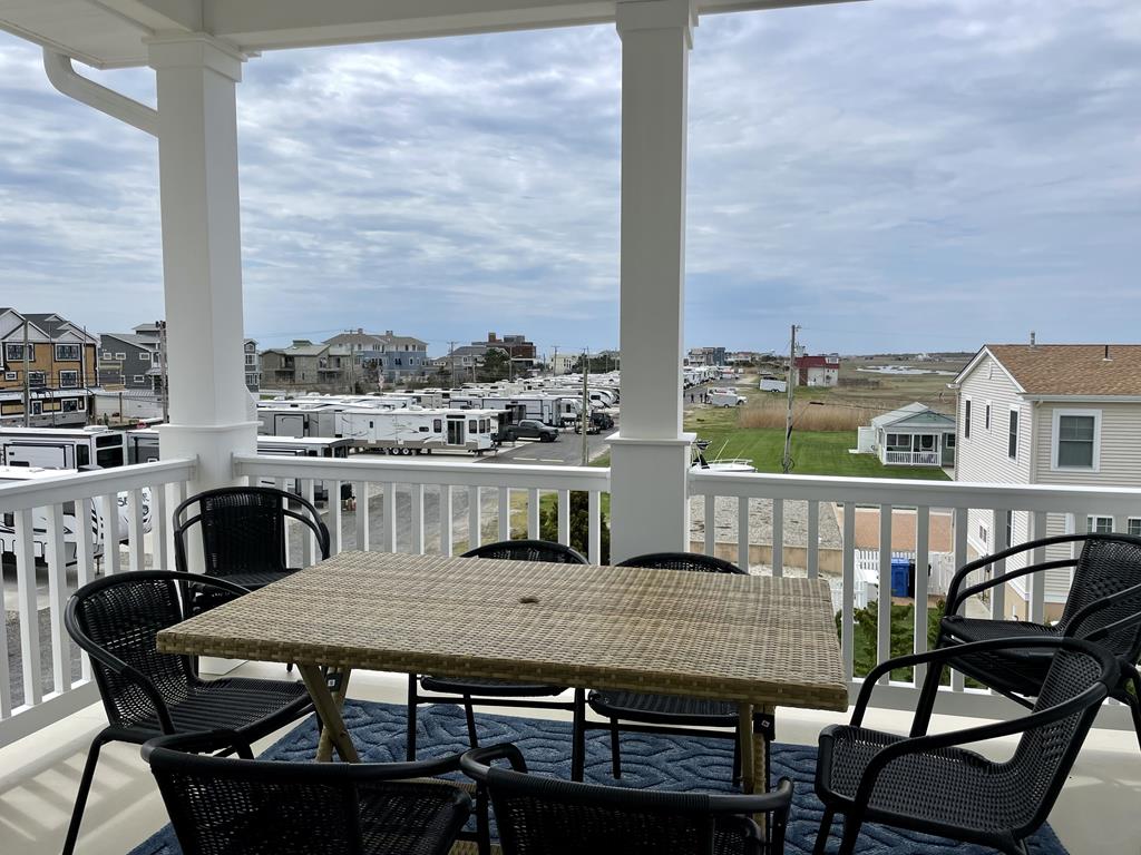 100 Putnam Avenue, Strathmere Vacation Rental Riordan Real Estate