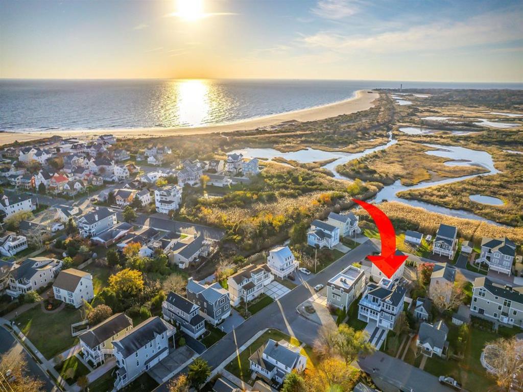 Luxury Beach House with POOL! | Photo 4