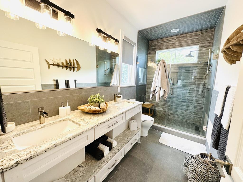 Luxury Beach House with POOL! | Photo 24