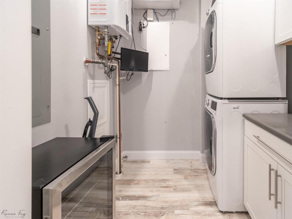 Luxury Beach House with POOL! | Photo 29