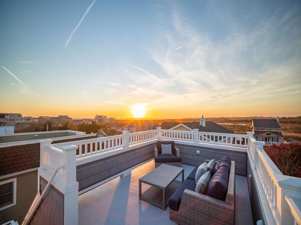 Luxury Beach House with POOL! | Photo 6