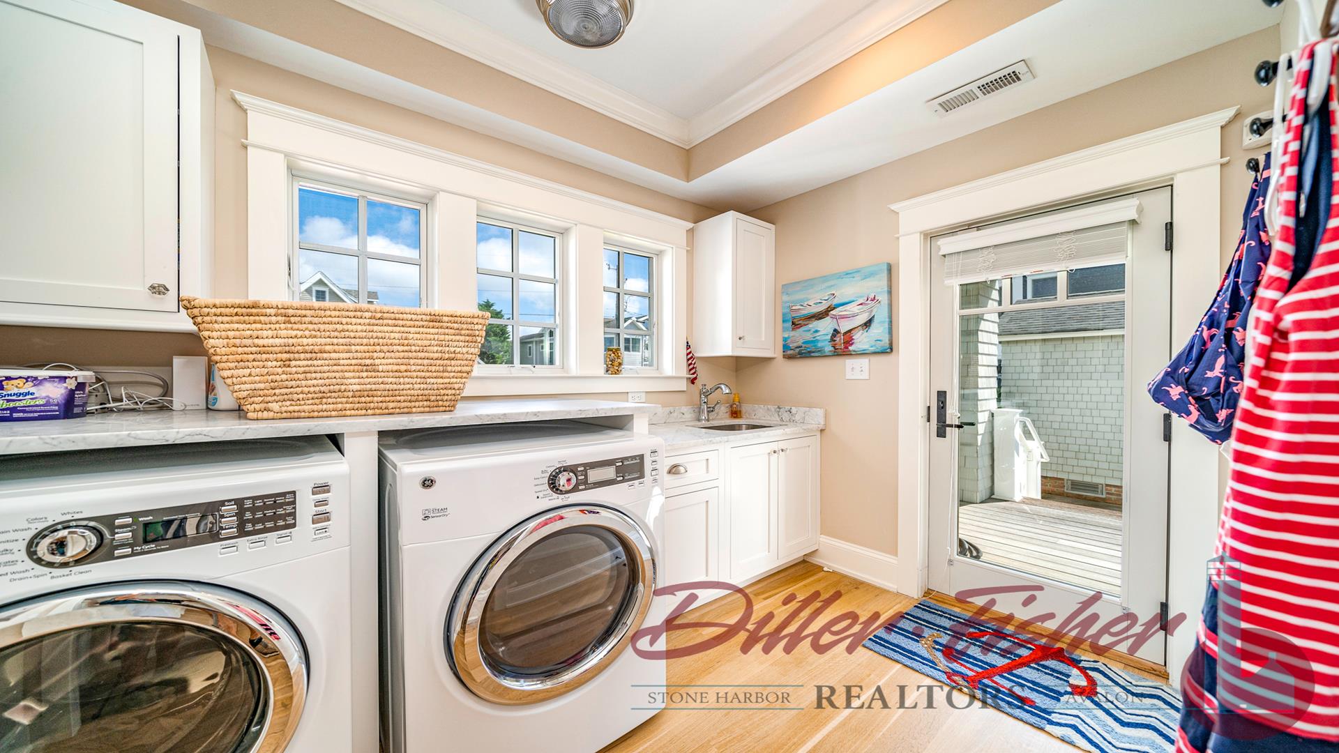 187 104th Street, Stone Harbor (1 Block to Beach)