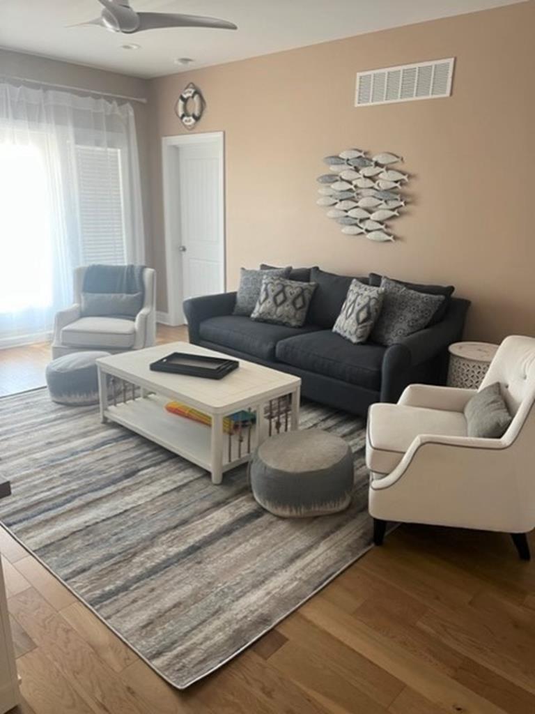 8 W Pershing Avenue - ALARM, Holgate (Bay Side)