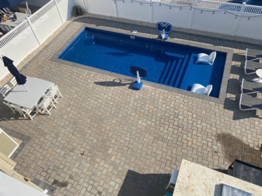 8 W Pershing Avenue - ALARM, Holgate (Bay Side)