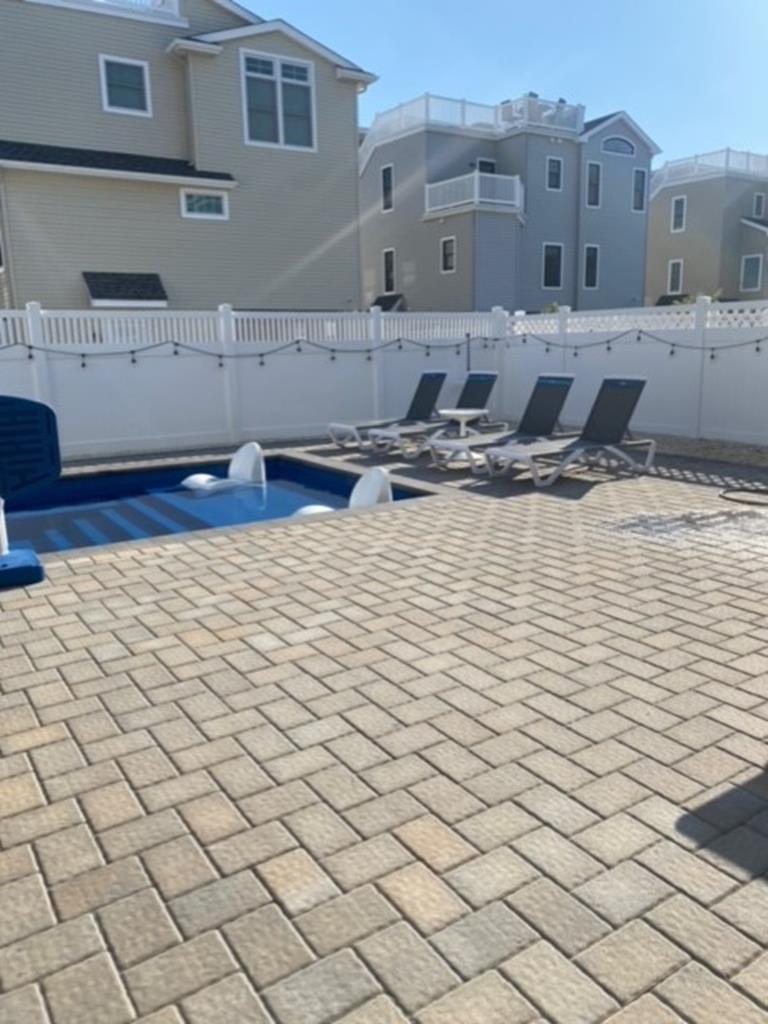 8 W Pershing Avenue - ALARM, Holgate (Bay Side)