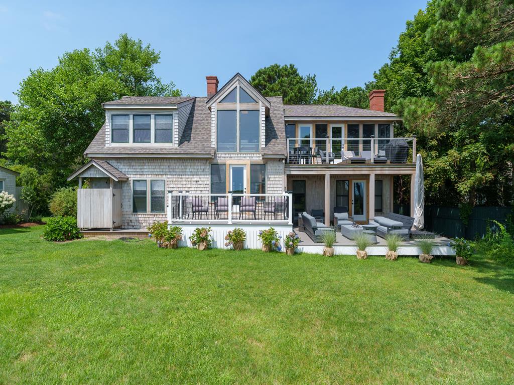 For Lease: 348 Seaview Avenue, Captains House, Oak Bluffs, MA 02557 ...