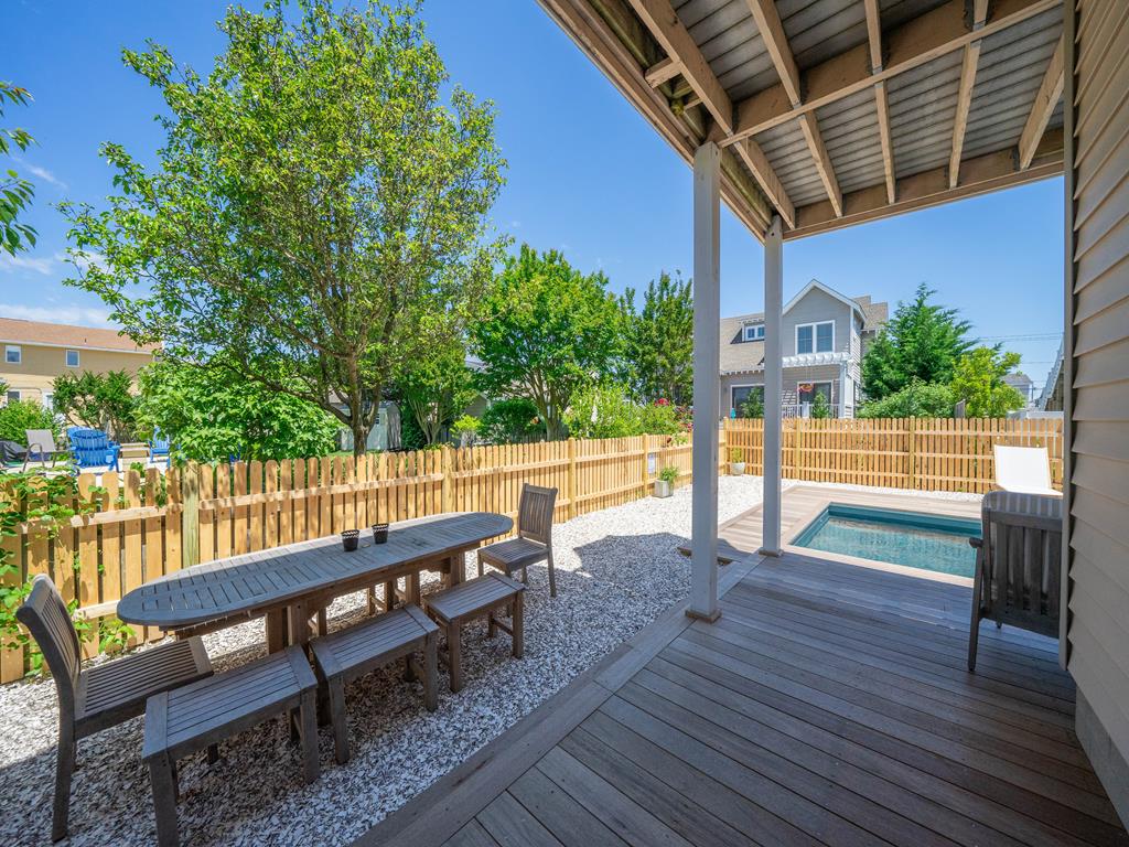 376 95th Street Rear | Photo 4