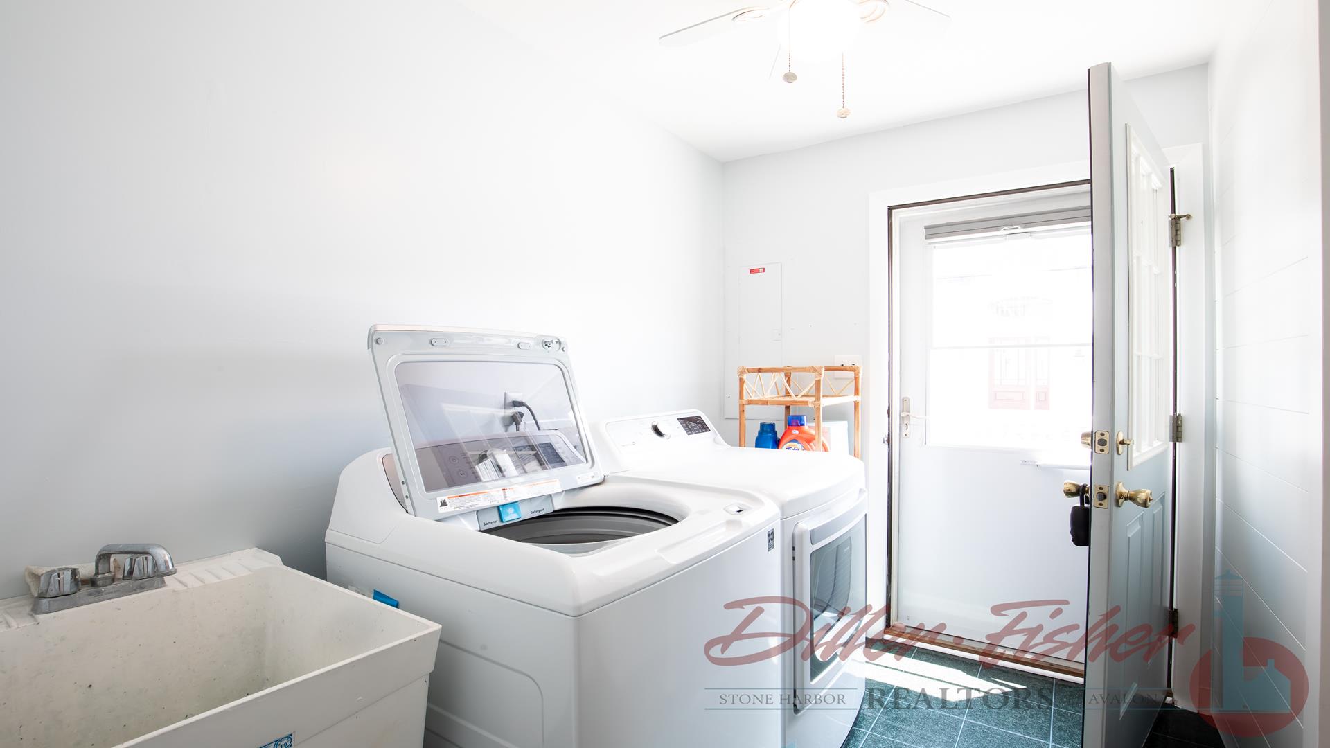 294 65th street, Avalon (Mid-Island)