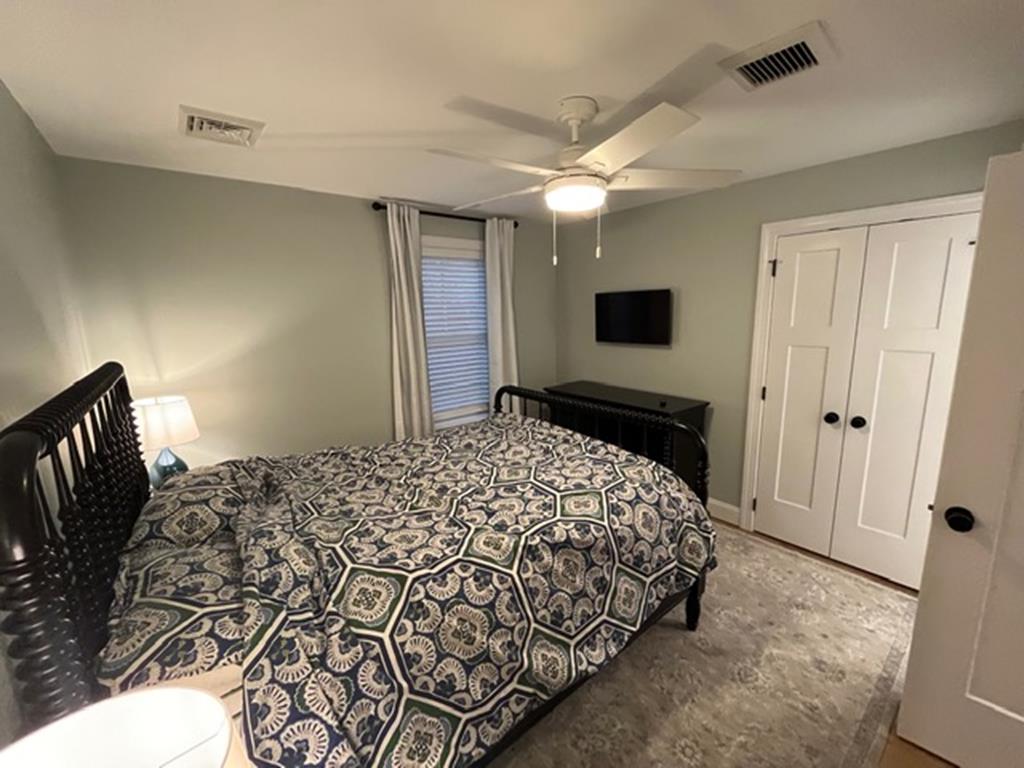 Beautiful New Townhome with Elevator | Photo 13