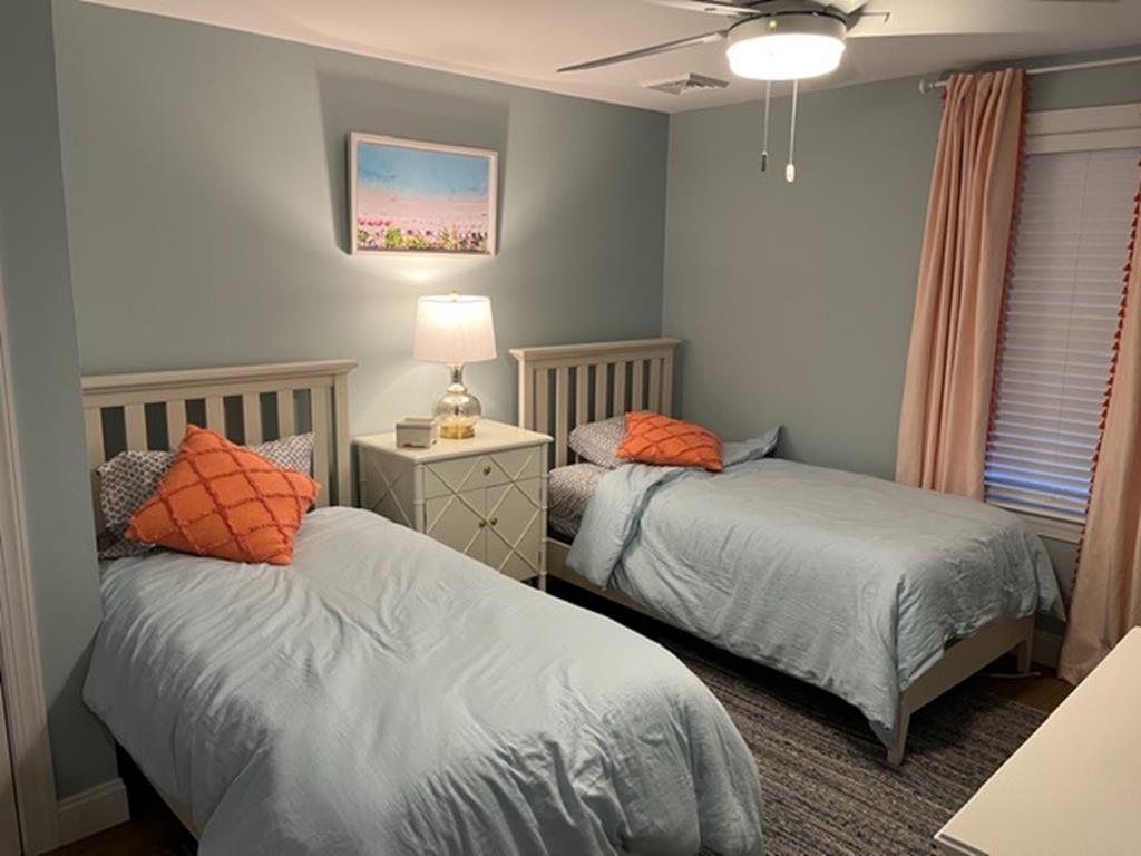 Beautiful New Townhome with Elevator | Photo 14