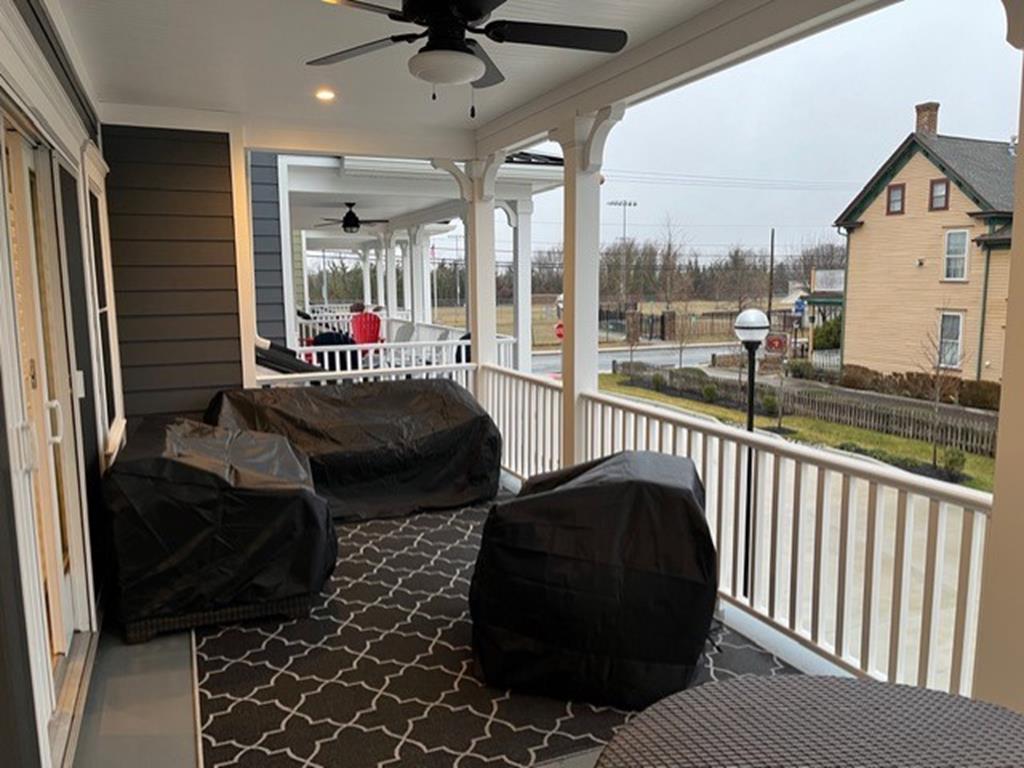 Beautiful New Townhome with Elevator | Photo 19