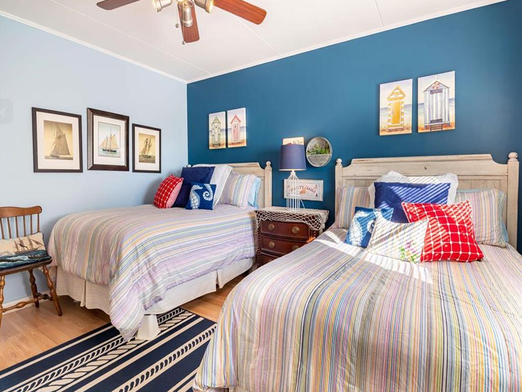 Beautiful condo at the beach with a pool! | Photo 17