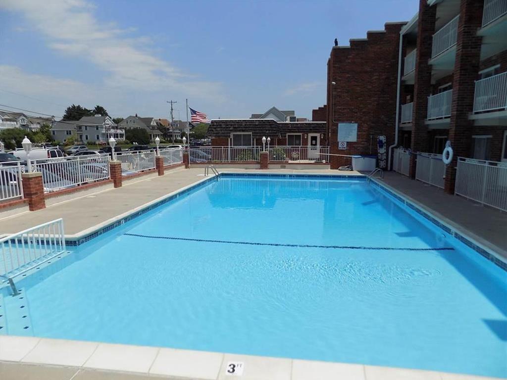 Beautiful condo at the beach with a pool! | Photo 19