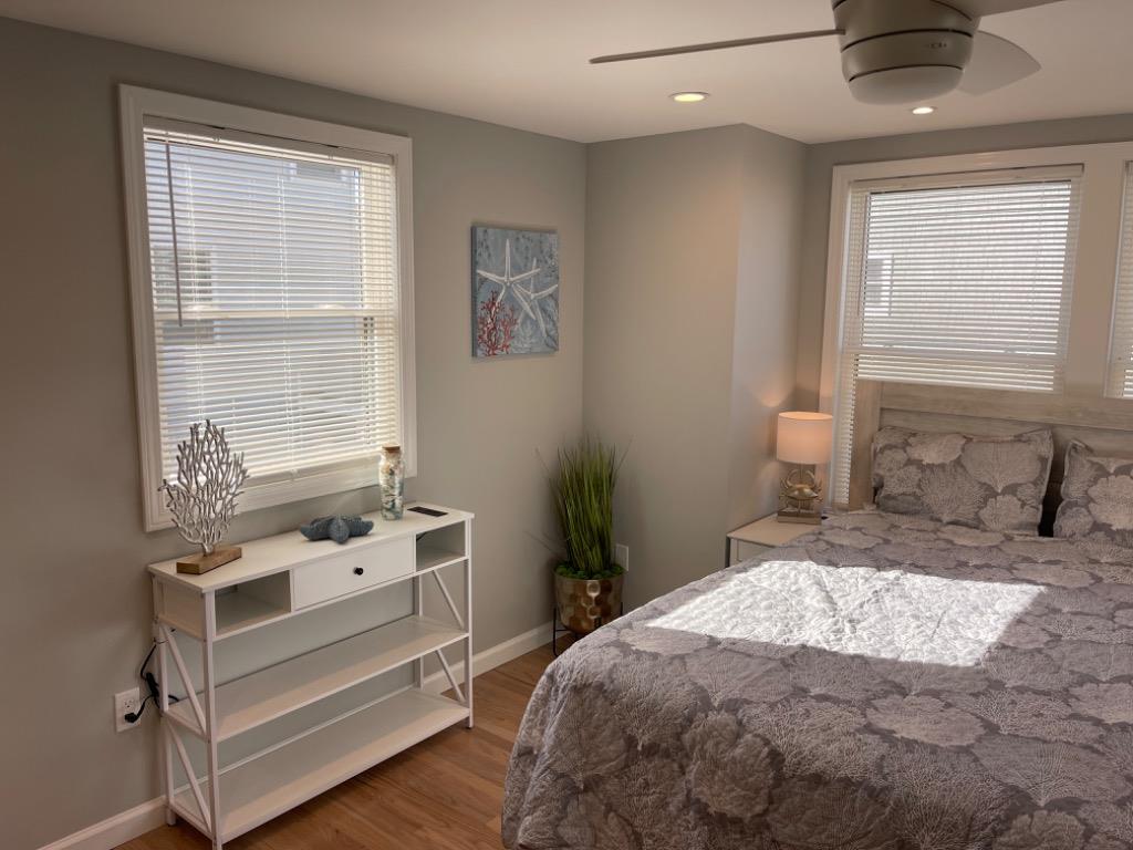 3 E Seabreeze Drive, Peahala Park (Ocean Side)