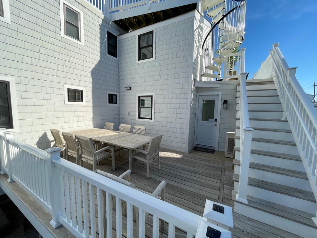 3 E Seabreeze Drive, Peahala Park (Ocean Side)