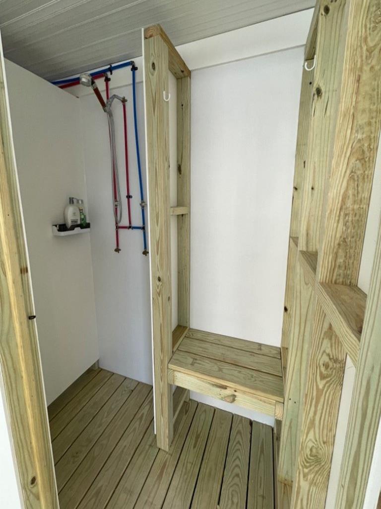 3 E Seabreeze Drive, Peahala Park (Ocean Side)