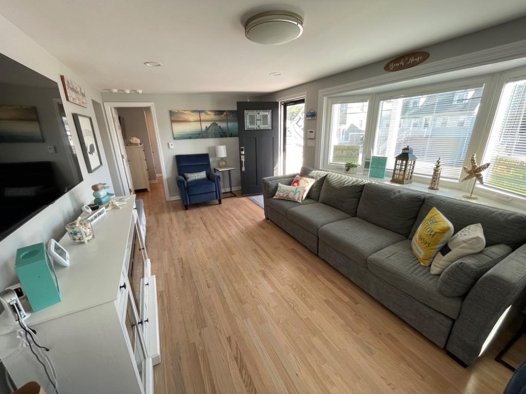 3 E Seabreeze Drive, Peahala Park (Ocean Side)