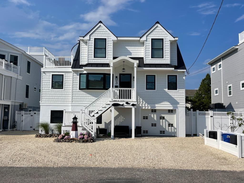 3 E Seabreeze Drive, Peahala Park (Ocean Side)