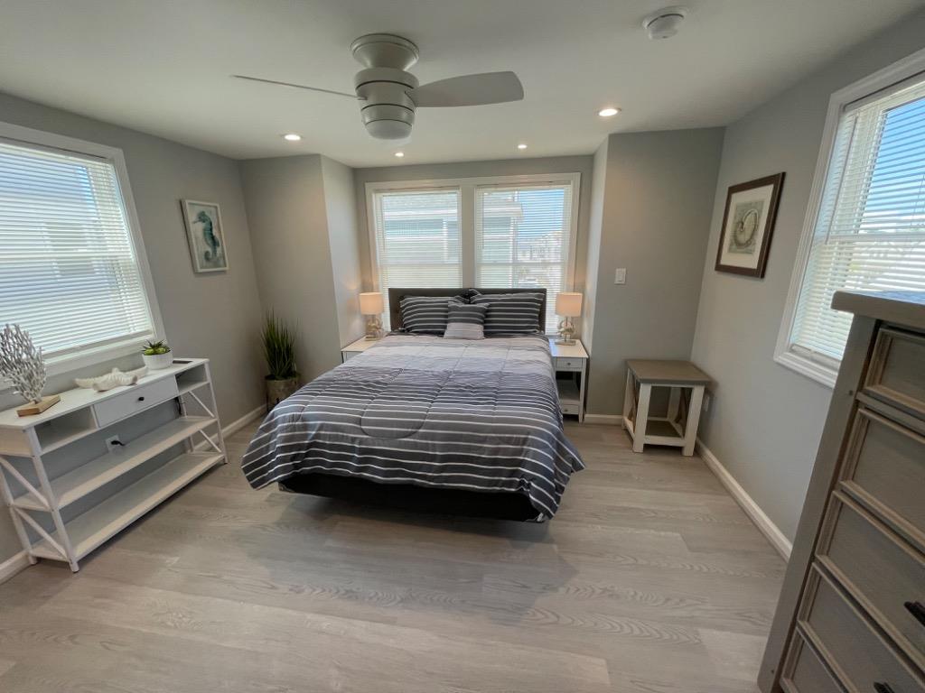 3 E Seabreeze Drive, Peahala Park (Ocean Side)