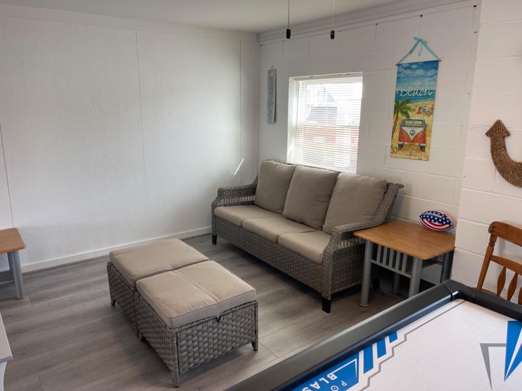 3 E Seabreeze Drive, Peahala Park (Ocean Side)