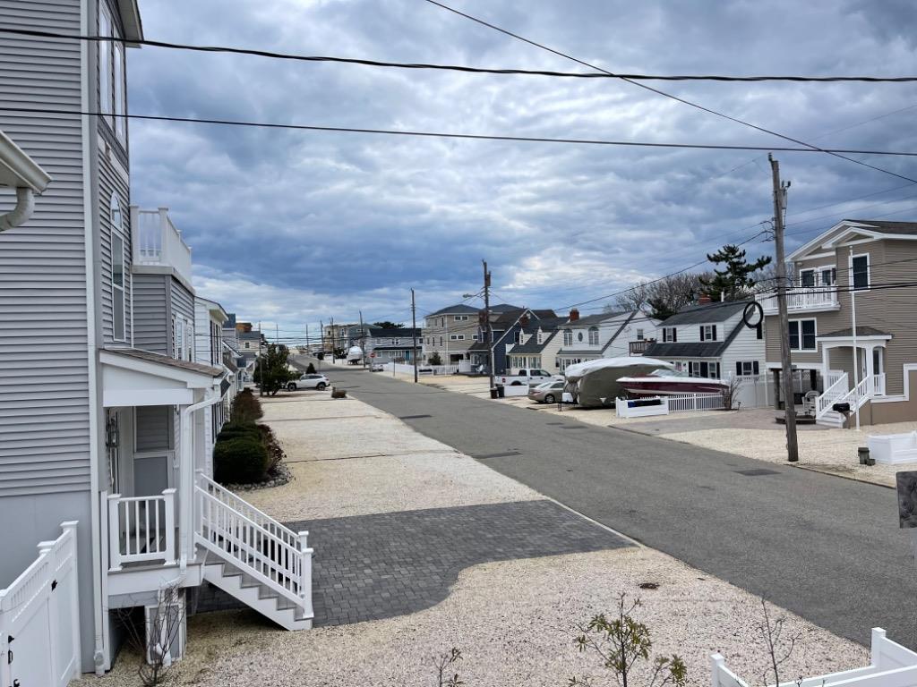 3 E Seabreeze Drive, Peahala Park (Ocean Side)