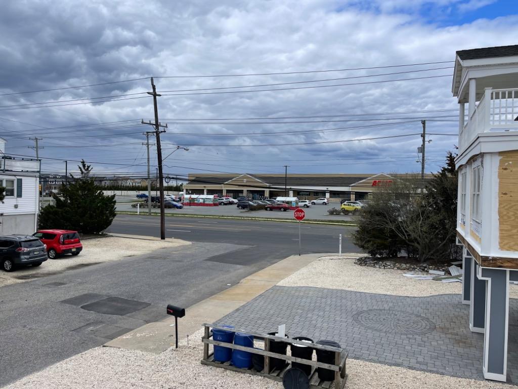 3 E Seabreeze Drive, Peahala Park (Ocean Side)