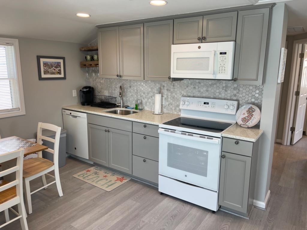3 E Seabreeze Drive, Peahala Park (Ocean Side)