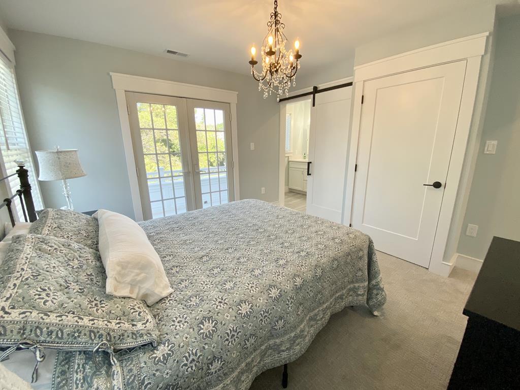 Sandy Pages | Photo 21