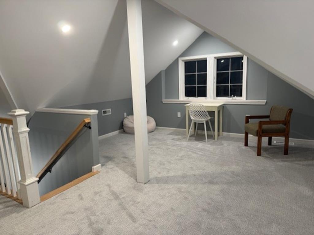 Sandy Pages | Photo 27