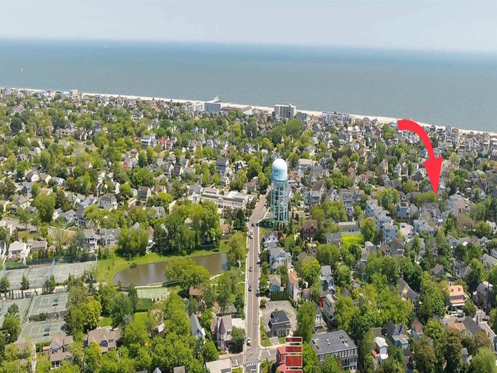 Sandy Pages | Photo 37