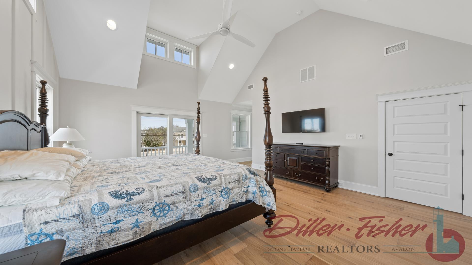 9901 Second Avenue, Stone Harbor (Mid-Island)