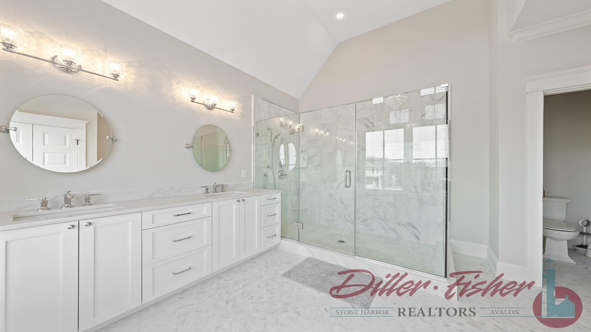 9901 Second Avenue, Stone Harbor (Mid-Island)